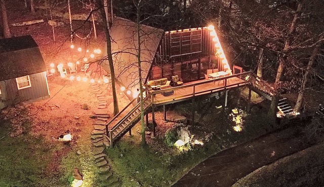 Beaver Lake Black Barn