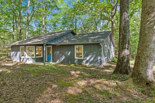 Beaverdam Bliss Cabin on 14 acres