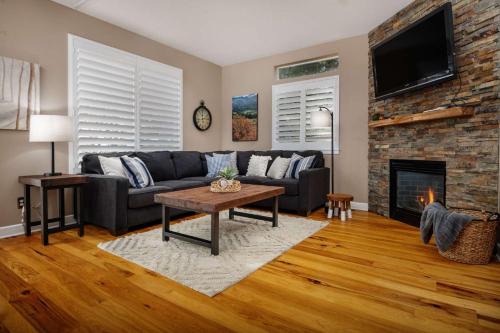 Beaverton Creek Cottage