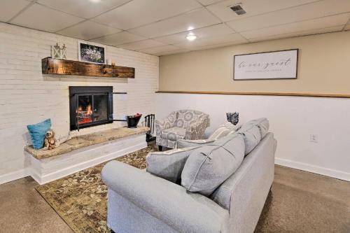 Beckley Studio w/Hot Tub, 4 Mi to WVU Tech!