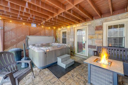 Beckley Studio w/Private Hot Tub & Home Gym!