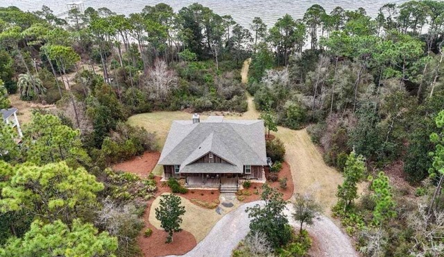 Beckoning on Perdido Bay with huge Private beach by Prickett Properties