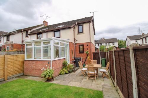 Beckside Garden Brampton, ideal family cottage close to Hadrians Wall