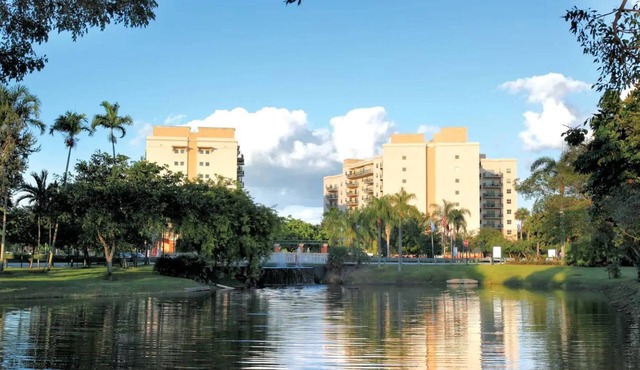 Become a True Oceanholic!