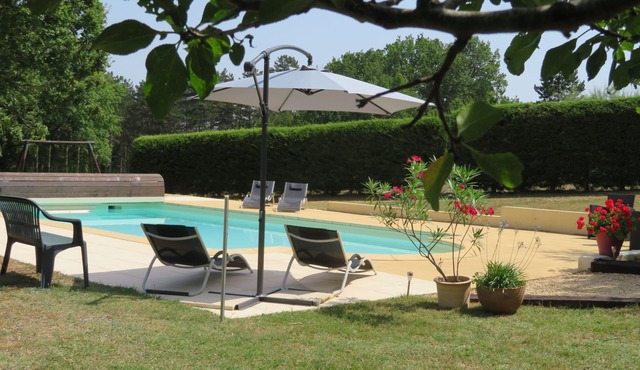 Bed and Breakfast-Dordogne-Périgord Noir-Piscine