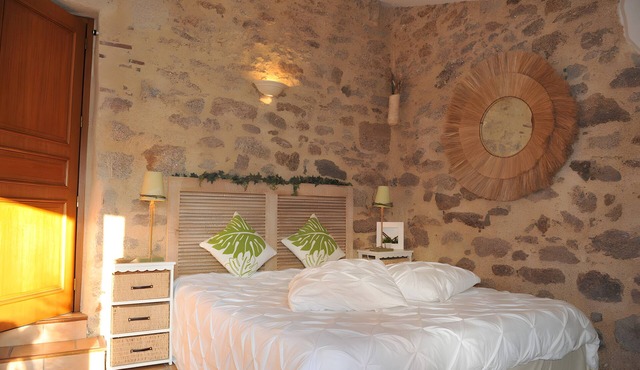 Bed and Breakfast 'Chambre Nature' with Shared Garden and Wi-Fi