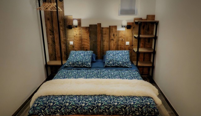 Bed and Breakfast 'La Suite Tilleul' with Shared Terrace, Shared Garden and Wi-Fi