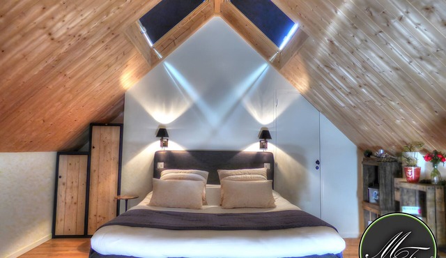 Bed and Breakfast 'La Suite Étoilée' with Shared Terrace, Shared Garden and Air Conditioning