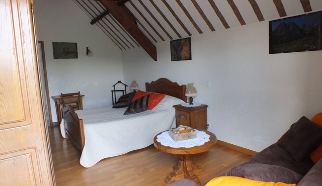 Bed and breakfast at the farm, Lourdes, Pyrenees, ANOUSTA