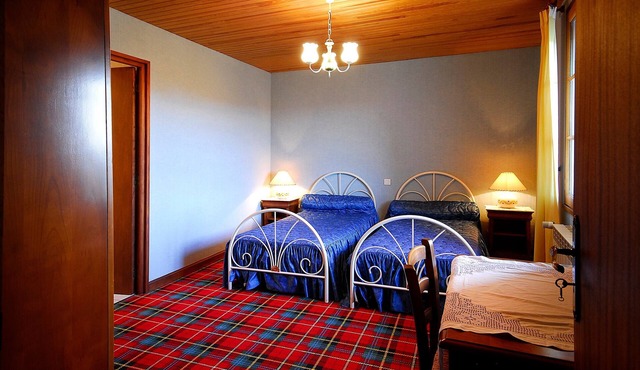 Bed and Breakfast 'Chambre Des Vignes' with Shared Terrace, Shared Garden and Wi-Fi