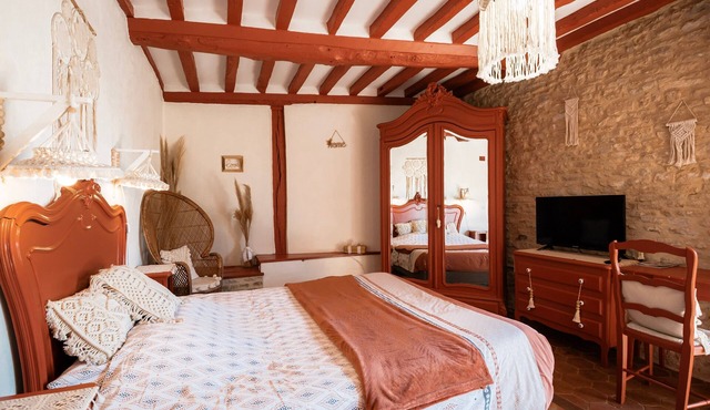 Bed and Breakfast 'Chambre Bohème' with Private Terrace, Wi-Fi and Air Conditioning