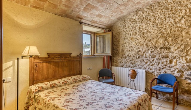 Bed and Breakfast 'Estrella' with Shared Pool, Shared Terrace and Shared Garden