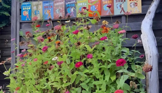 Bed and Breakfast 'Chambres D'hôtes La Marouette 3' with Shared Terrace and Wi-Fi