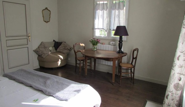 Bed and breakfast in Burgundy with swimming pool