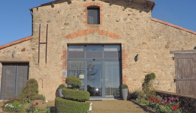 Bed and Breakfast 20 minutes from Puy du Fou