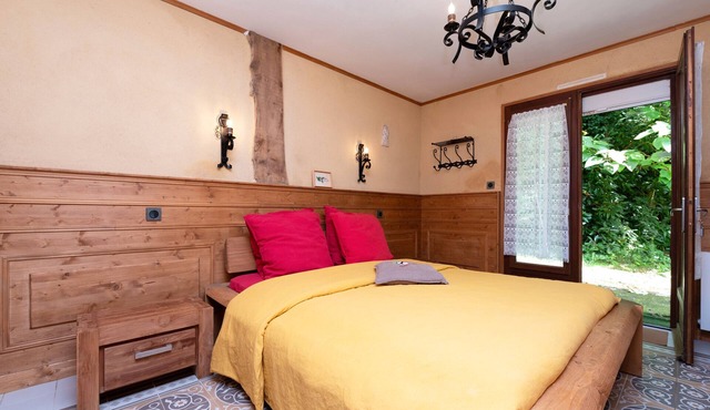 Bed and Breakfast 'Gauvin' with Shared Terrace, Shared Garden and Wi-Fi