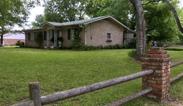 Bed and Breakfast in a quiet country setting