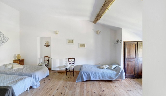 Bed and Breakfast 'La Mare' with Shared Terrace, Shared Garden and Wi-Fi