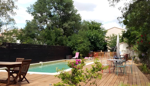 Bed and Breakfast 'Mas Abicou - Celeste' with Shared Pool, Private Terrace and Wi-Fi