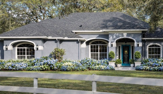 Bed and Breakfast on Equestrian Estate