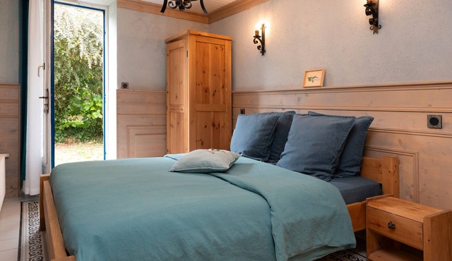 Bed and Breakfast 'Perceval' with Shared Terrace, Shared Garden and Wi-Fi