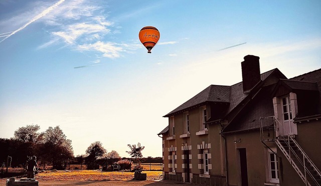 Bed and breakfast with private Jacuzzi in secluded countryside setting. Relaxation guaranteed!