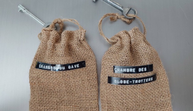 Bed and breakfast with breakfast included, Jacuzzi and swimming pool