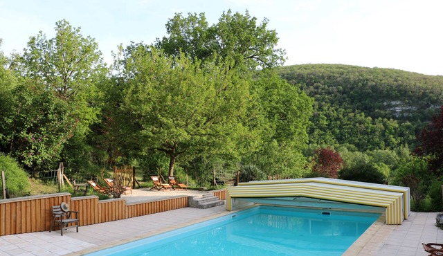 Bed and breakfast near Figeac Célé valley (Espagnac Ste Eulalie)