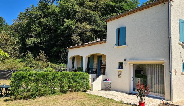 Bed & Breakfast/Chambre d'hôtes 'La Perle de Frayssinet-Le-Gélat', France