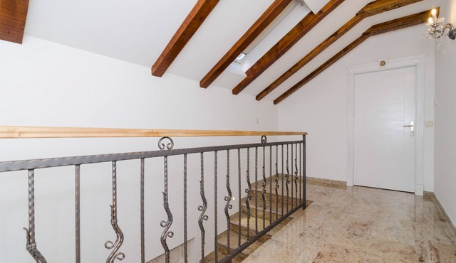 Bed&Breakfast Sorgo Palace- Comfort Family Room (Amethyst)