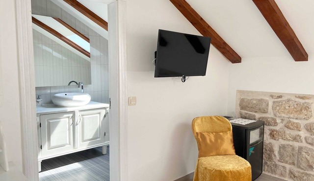 Bed&Breakfast Sorgo Palace - Superior Double or Twin Room with City View (Amber)