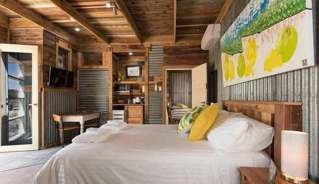Bed in a Shed Stayz Holiday Home Awards Finalist