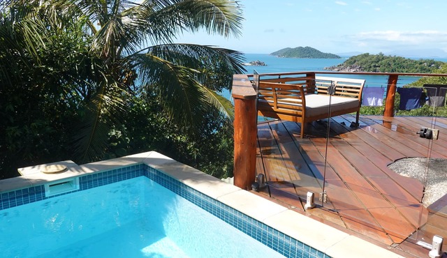 Bedarra Island : "Barefoot On Bedarra "Luxury Villa, private Magnesium Pooln