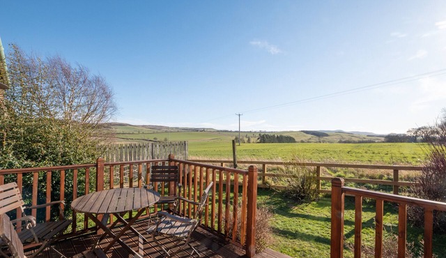 Bede Cottage - Two Bedroom House, Sleeps 4