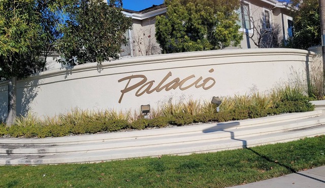 BEDROOM 2:COMPACT-CONVINIENT:BEST FOR 1 GUEST: