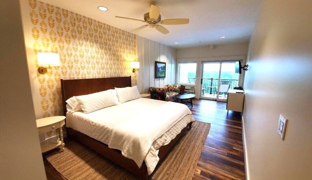 Bedroom 2 - Modern Farmhouse Theme Lodge Room with Beautiful Views