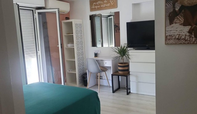 Bedroom 2｜Repos, Calm & Serenity - Chez Benny