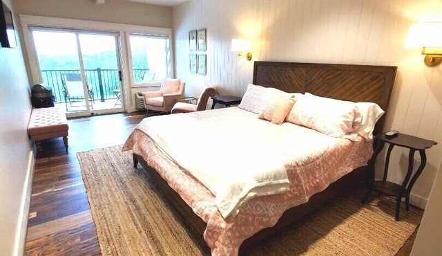 Bedroom 7 - The Big Creek Lodge