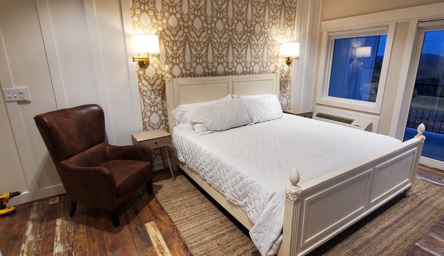 Bedroom 9 - The Big Creek Lodge