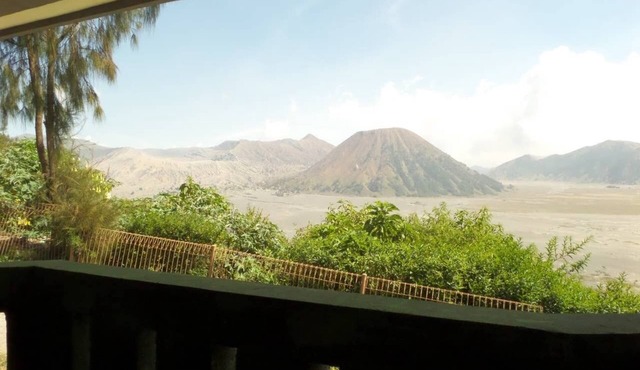 Bedroom for 4 person view direct to Mt. Bromo