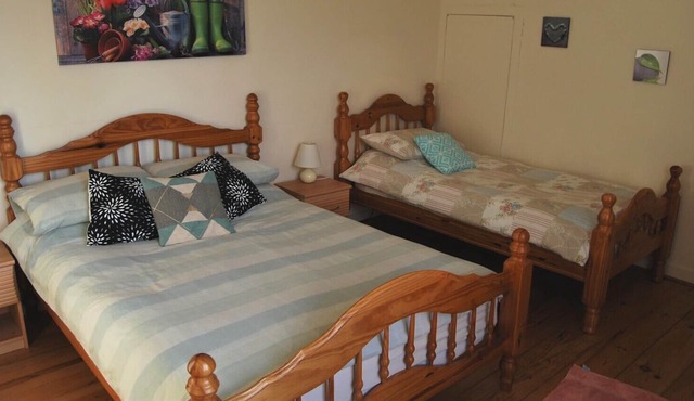 Bedroom With Ensuite Bathroom in Bnb, Breakfast Incl