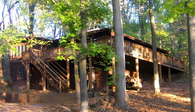 Bedrooms 4, Bathrooms 2, Sleeps 10