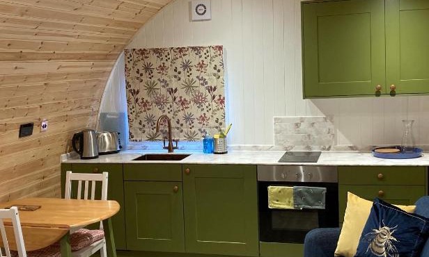 Bedrule Old Manse Glamping