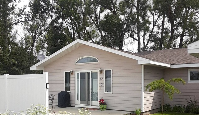 BEDS BY THE CREEK.Just on the edge of town