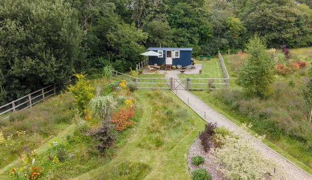 BEDWEN, pet friendly, with open fire in Aberaeron