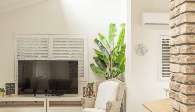 “Bee & Bee” Miami