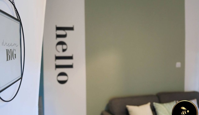 Bee Stays- Cooper House