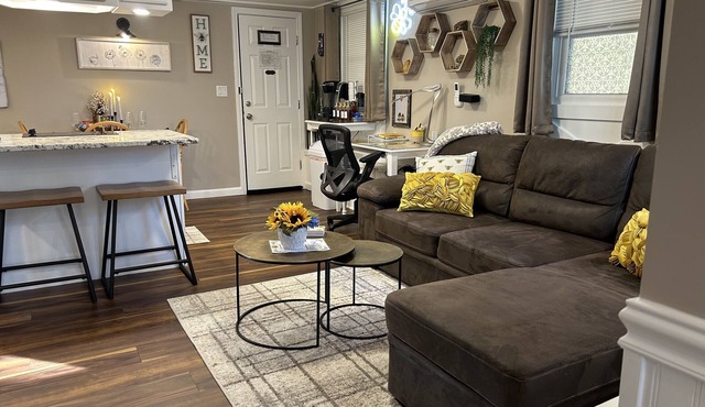 Bee-Themed Stay Near Boston – A Sweet and Unique Getaway