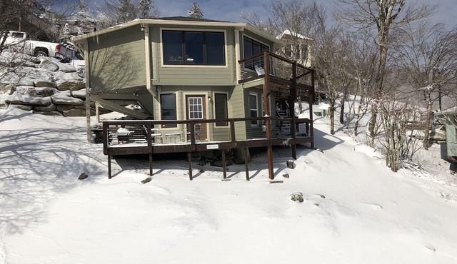 Beech Mountain Snow Skiing and Mountain Biking Chalet