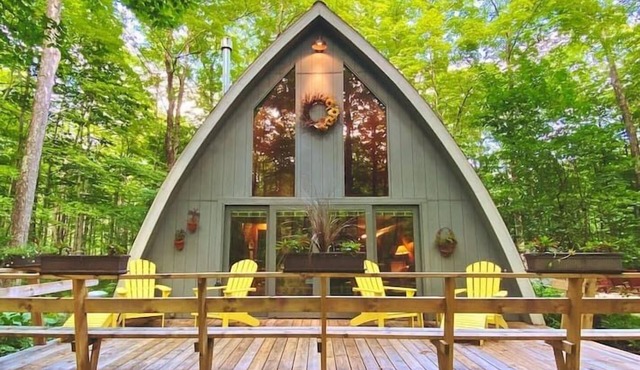Beechwood Cottage - Sleeps 4! A-Frame in Sister Bay, WI: Coffee Bar & Fire Pit!